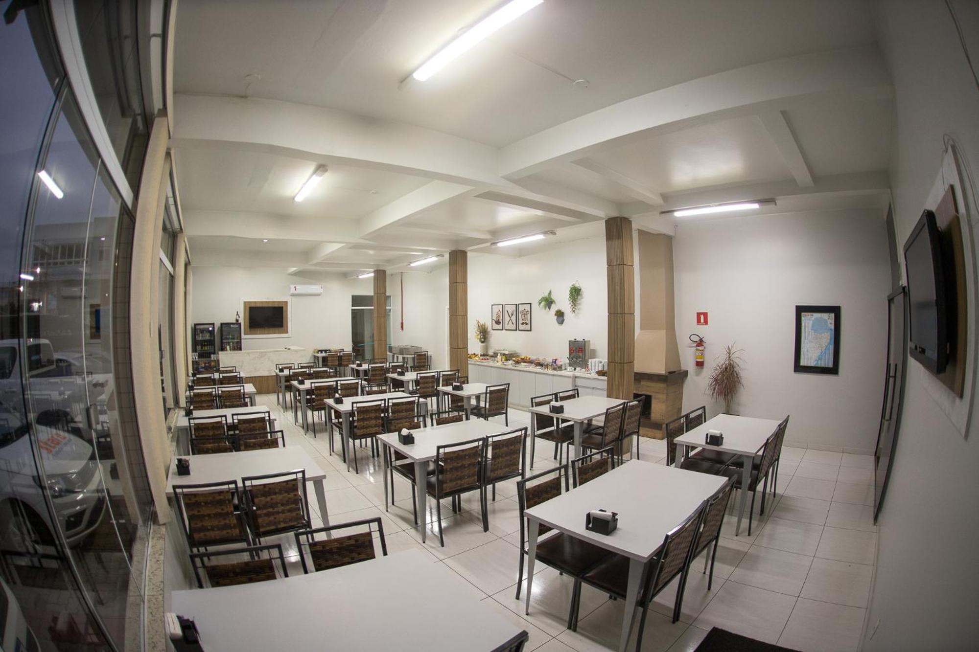 Hotel Fontana Tapejara  Екстер'єр фото